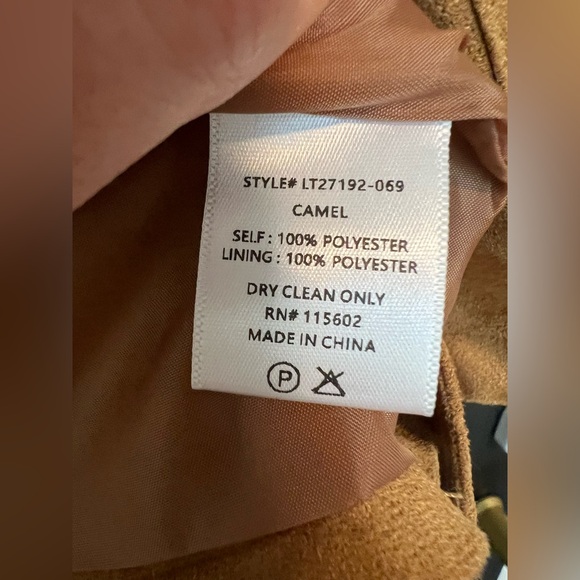 VICI Even Ember Suede Fringe Jacket in Camel, Size Small - Picture 12 of 12